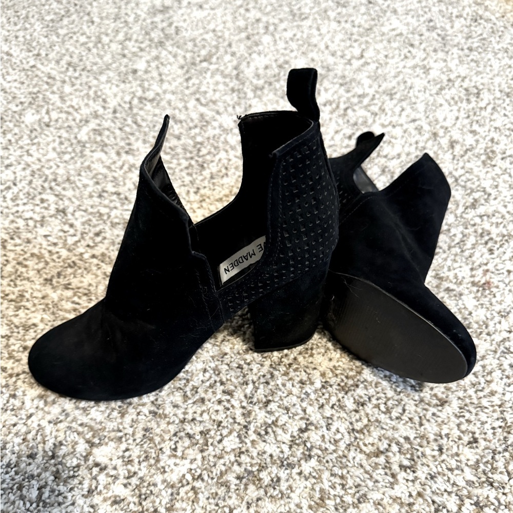 Steve Madden Perforated Suede Bootie Heels - 5.5/6